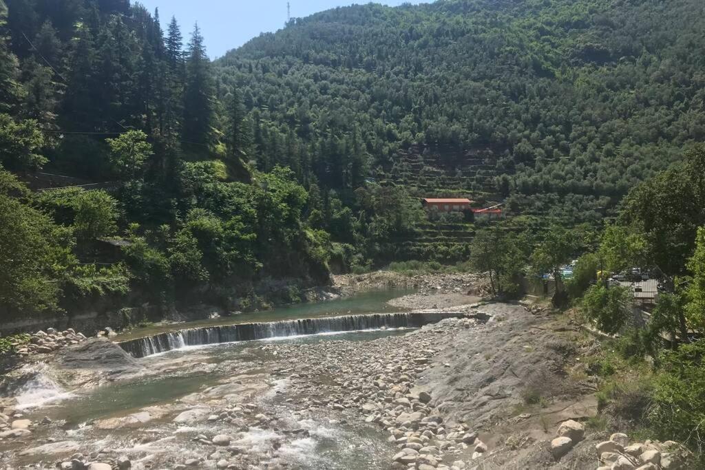 Alloggio U Sportegu Da E Monti A Giaia Badalucco Exterior foto