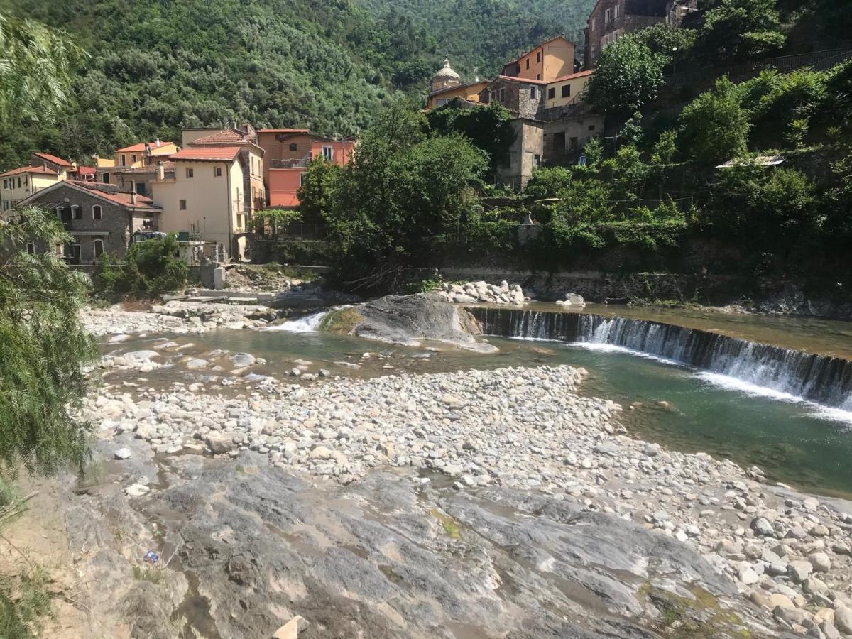Alloggio U Sportegu Da E Monti A Giaia Badalucco Exterior foto